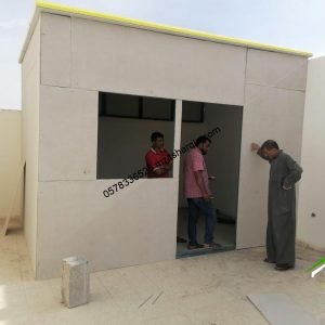بناء ملاحق وغرف خارجية ساندوتش بانل واسمنت بورد